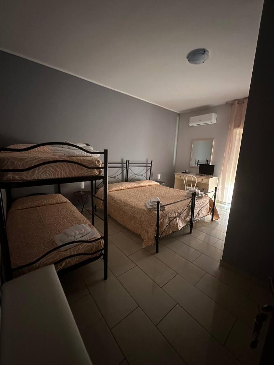 B&B Emmanuel Reggio di Calabria Dış mekan fotoğraf